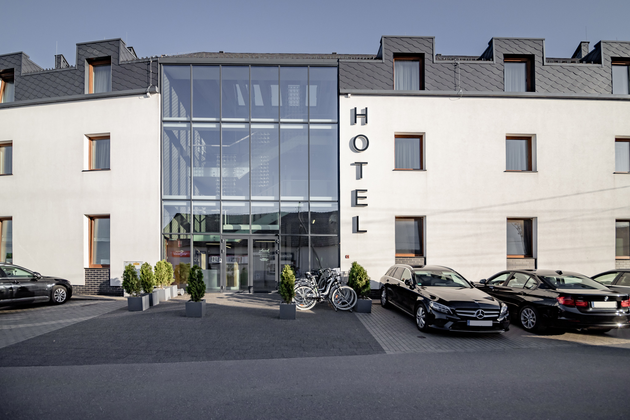 Read more about the article Hotel i Restauracja „Antek” Źlinice